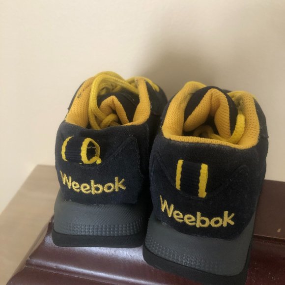 Weebok By Reebok - Picture 3 of 7